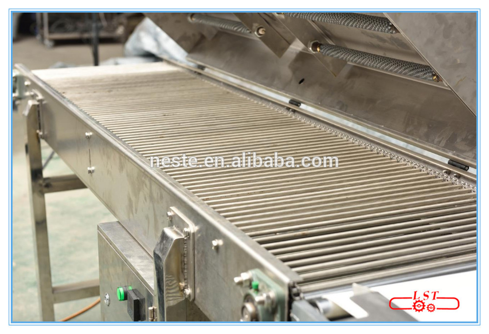 Pouring chocolate molding machine, chocolate moulding line