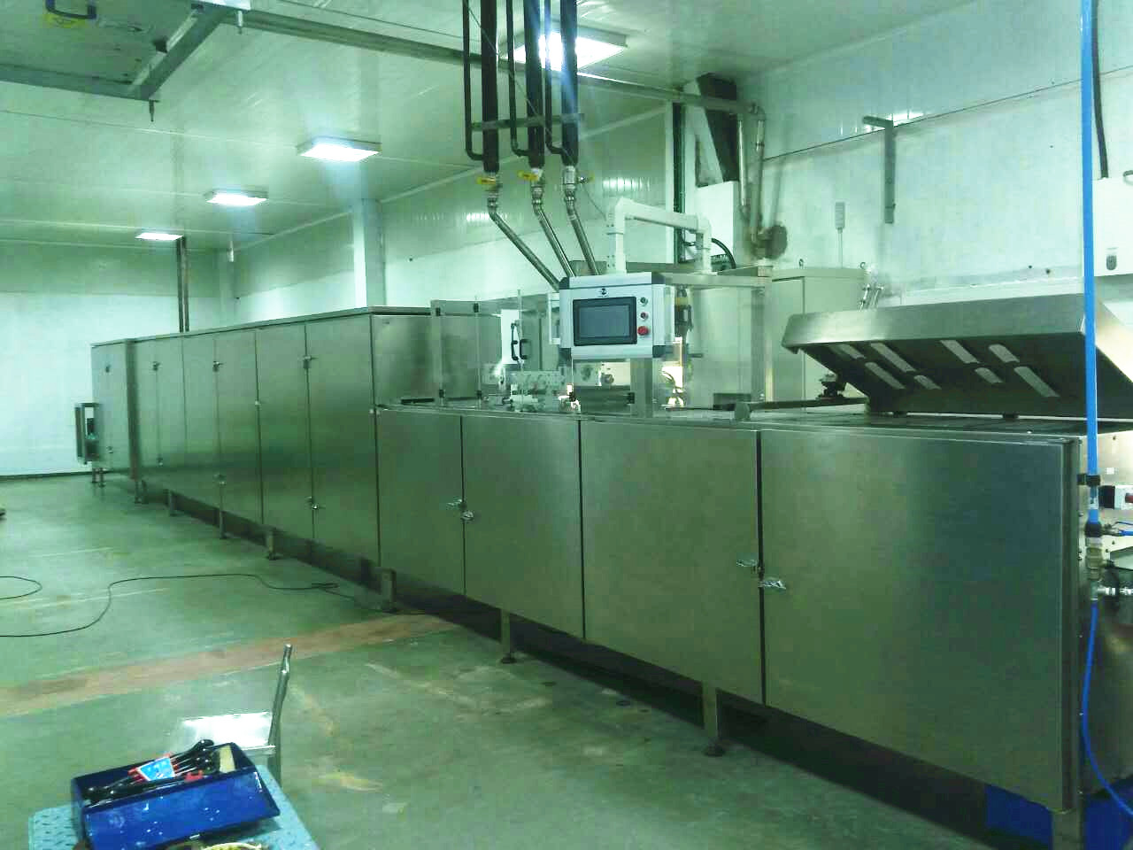 Factory supply automatic chocolate drops depositing casting machine